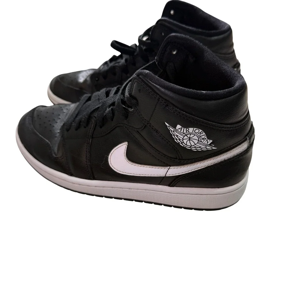 Nike Air Jordan 1 Mid Black White DV0991-001 Mens 8.5‎ Womens 10 Sneakers